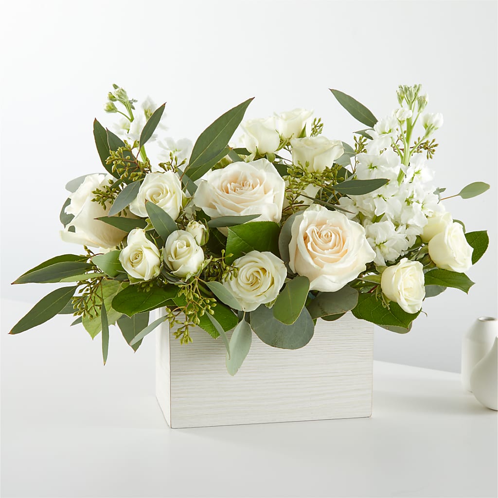 Fresh Linen Box Bouquet – Diana Flowers, Passaic NJ