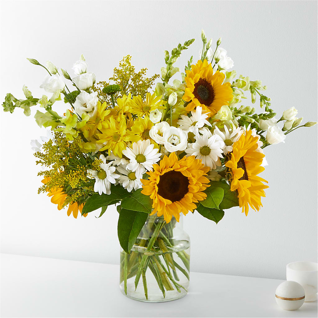Hello Sunshine Bouquet – Diana Flowers, Passaic NJ