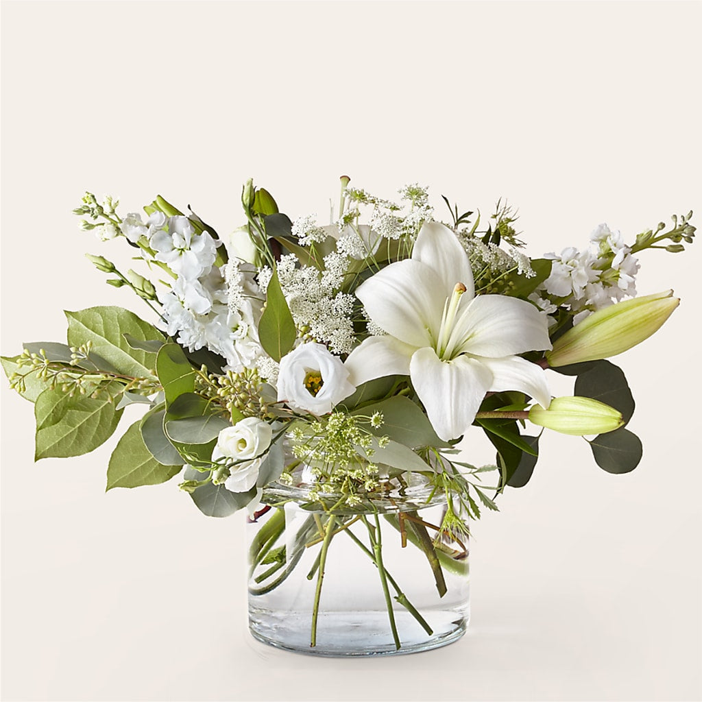Alluring Elegance Bouquet – Diana Flowers, Passaic NJ