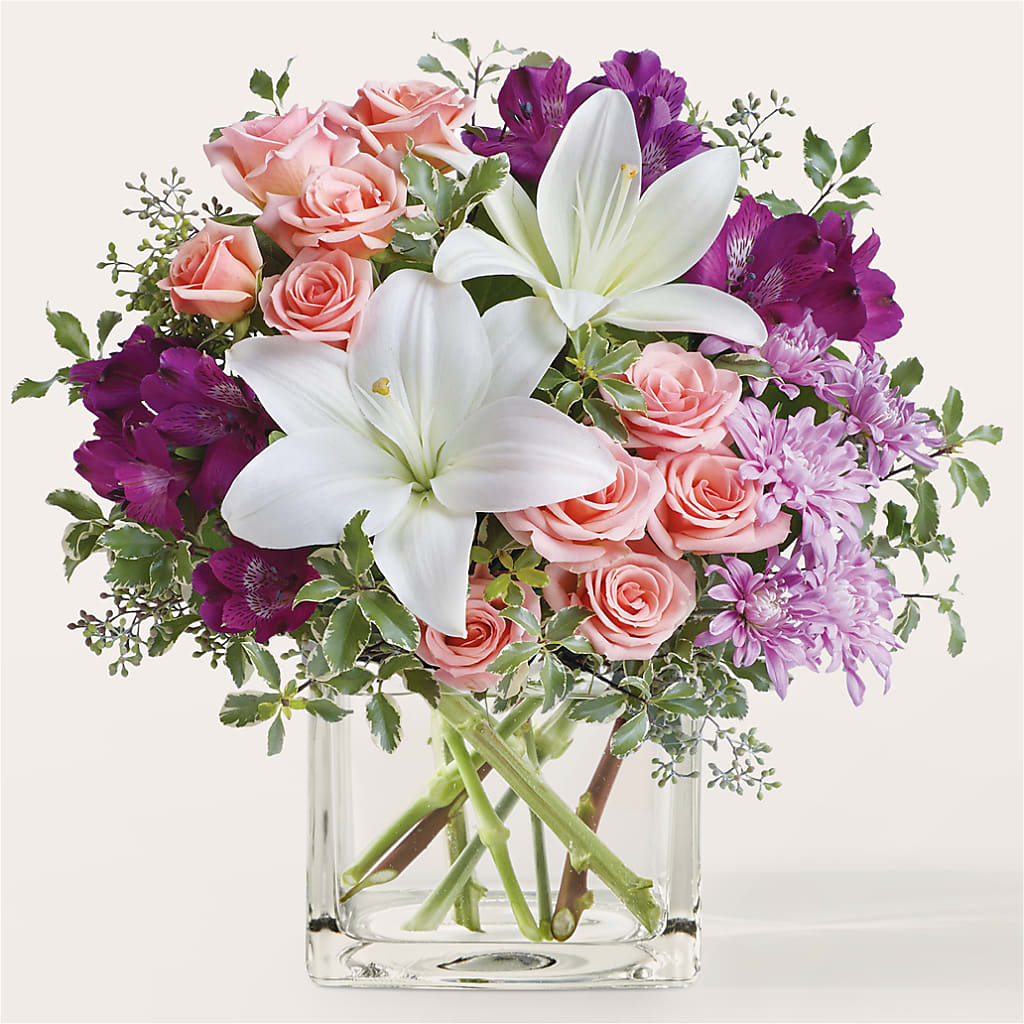 Mani Pedi Bouquet – Diana Flowers, Passaic NJ