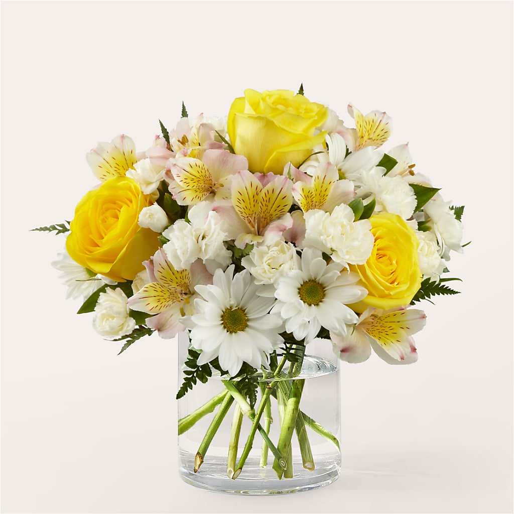 Gleeful Bouquet – Diana Flowers, Passaic NJ