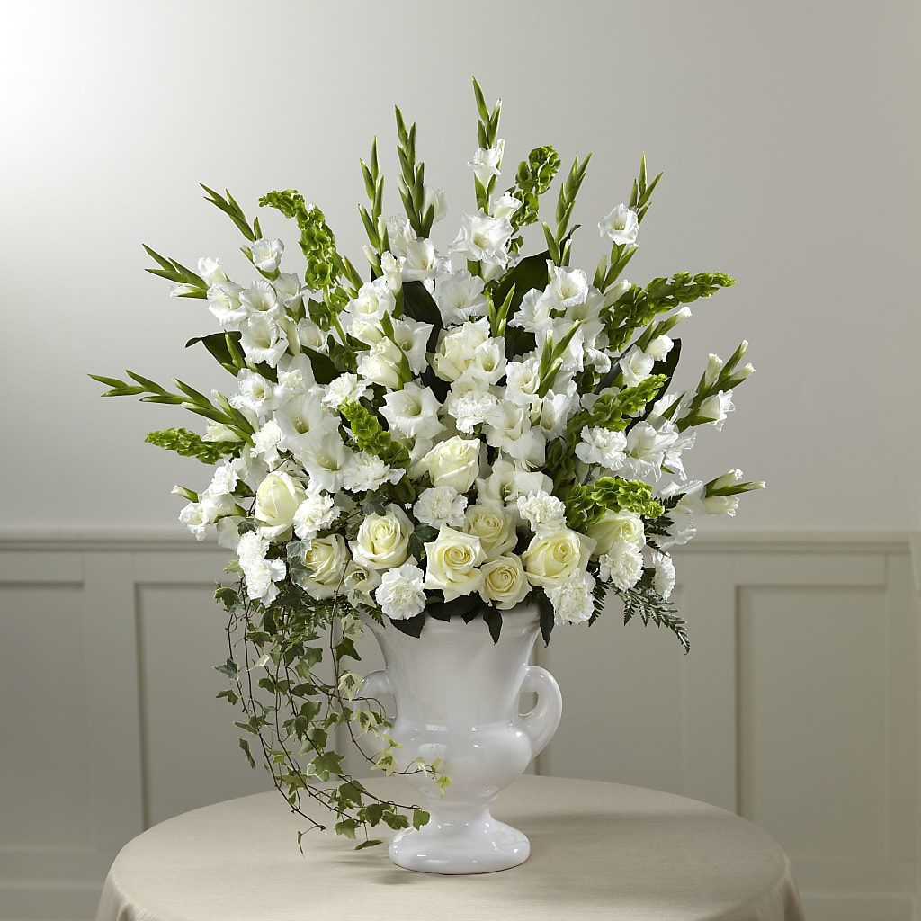 Fond Reflections Arrangement – Diana Flowers, Passaic NJ