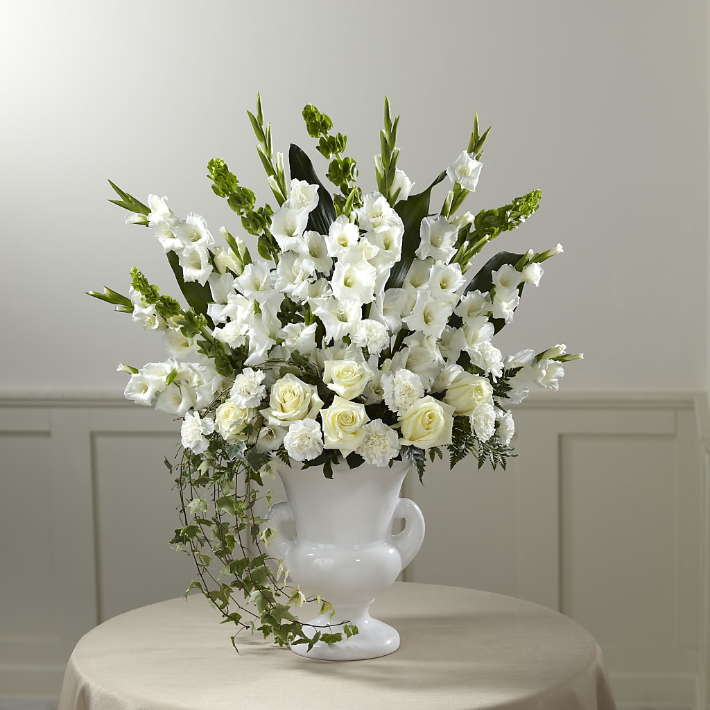 Fond Reflections Arrangement – Diana Flowers, Passaic NJ