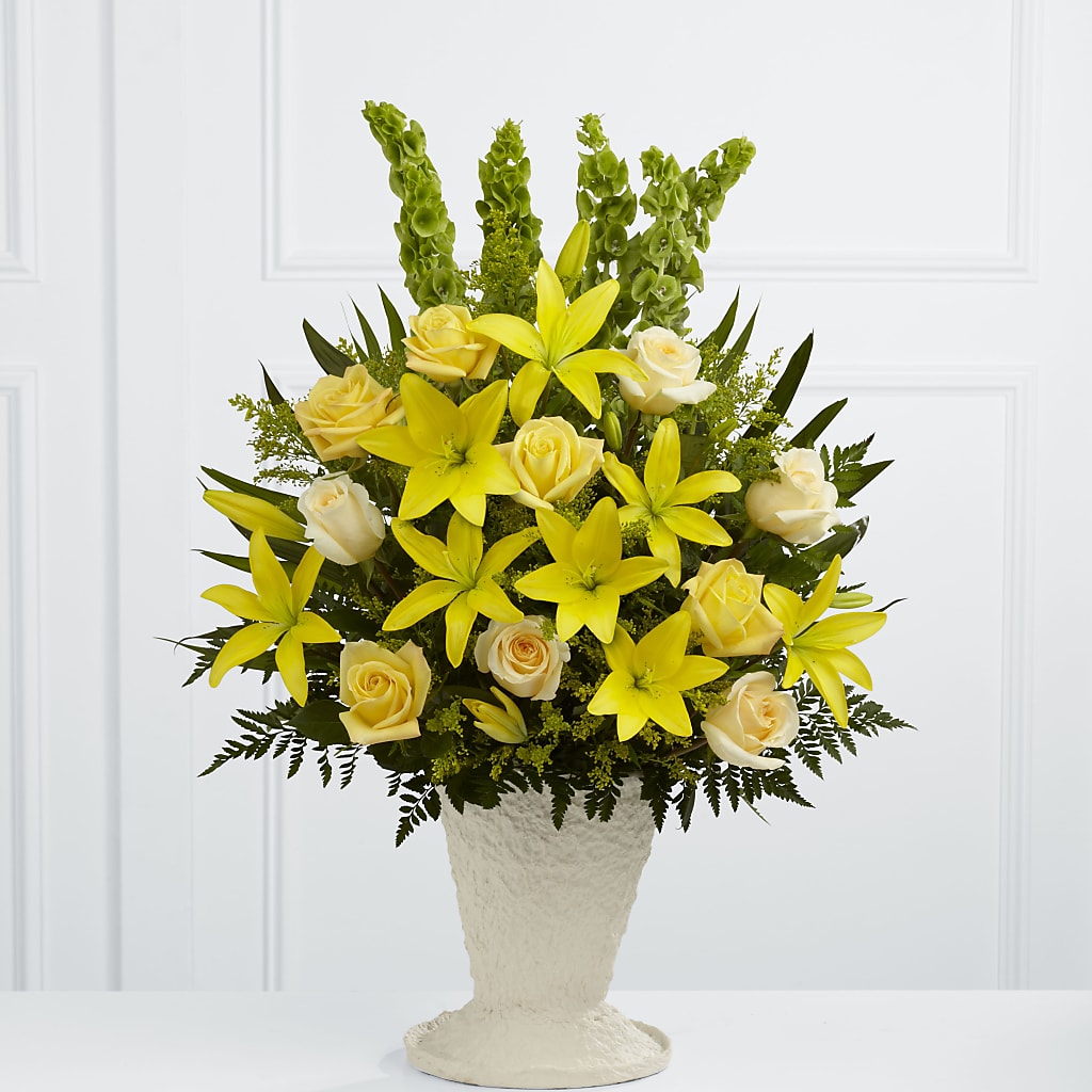 Golden Memories Arrangement – Diana Flowers, Passaic NJ