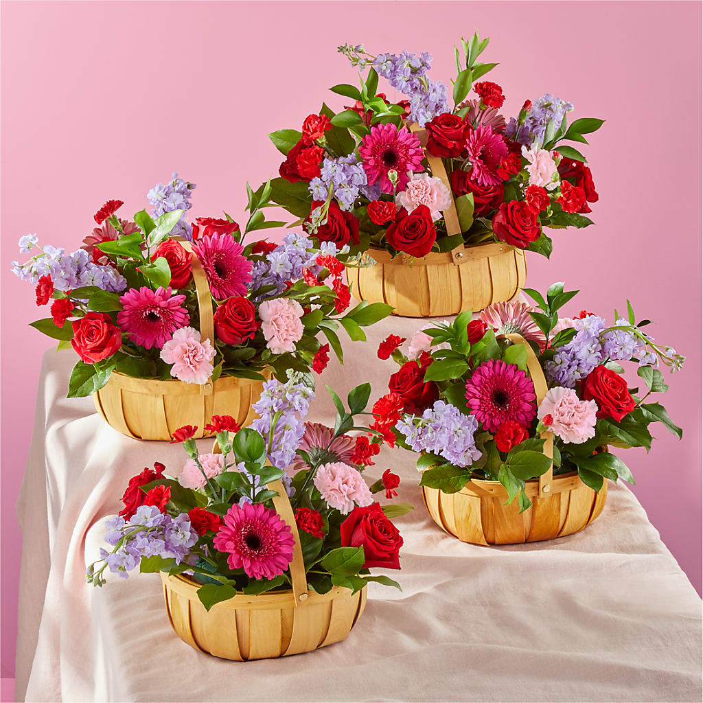 Pink Picnic Basket – Diana Flowers, Passaic NJ