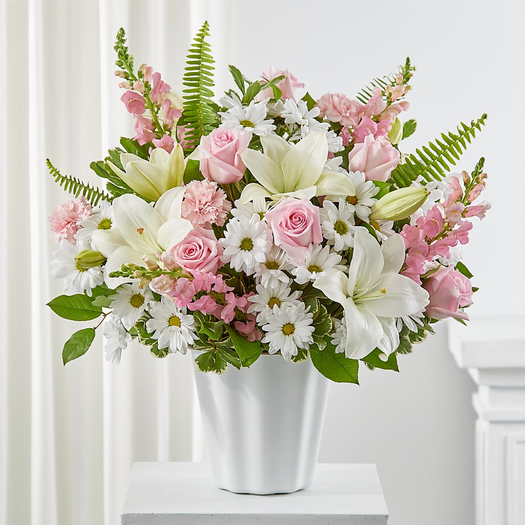 Soft Touch Tabletop Basket – Diana Flowers, Passaic NJ