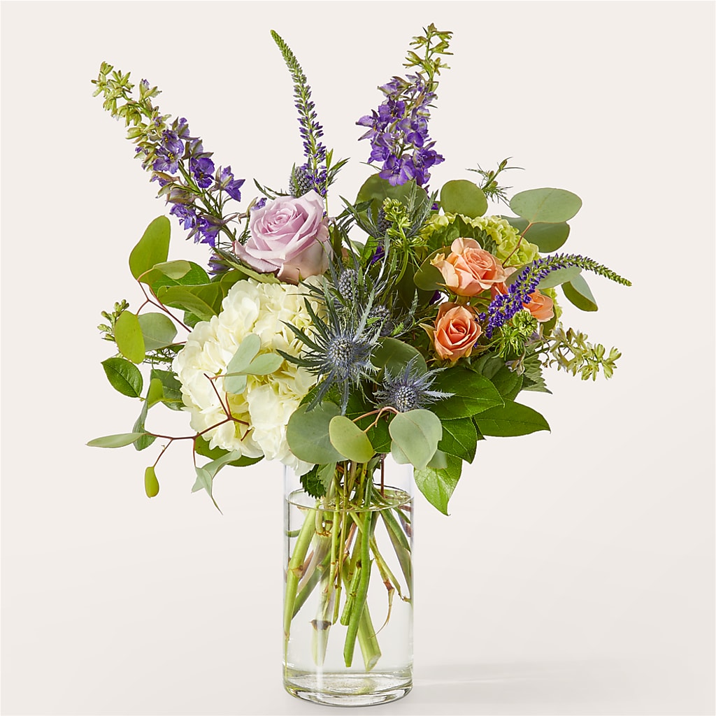 Appealing Aura Bouquet – Diana Flowers, Passaic NJ