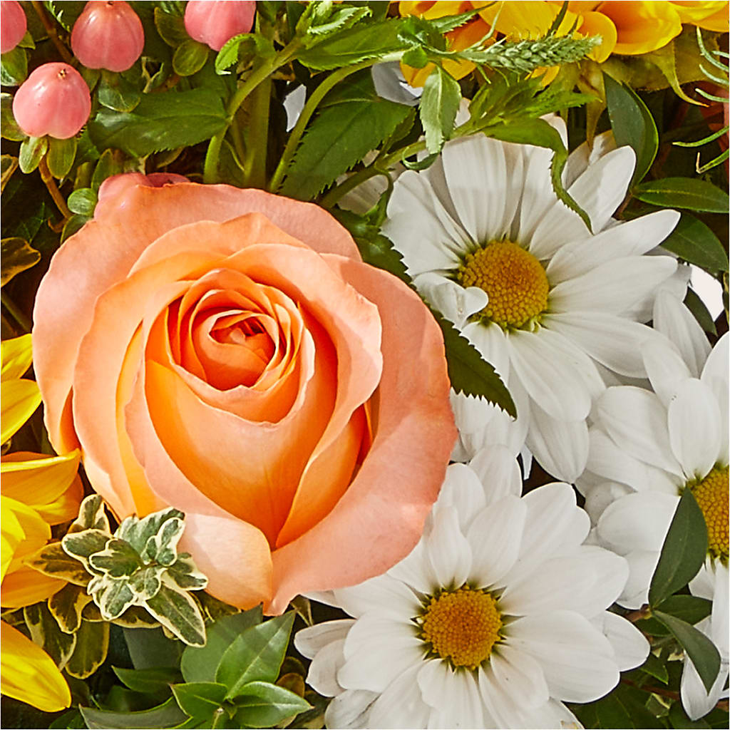 The Good Life Bouquet –  Diana Flowers, Passaic NJ