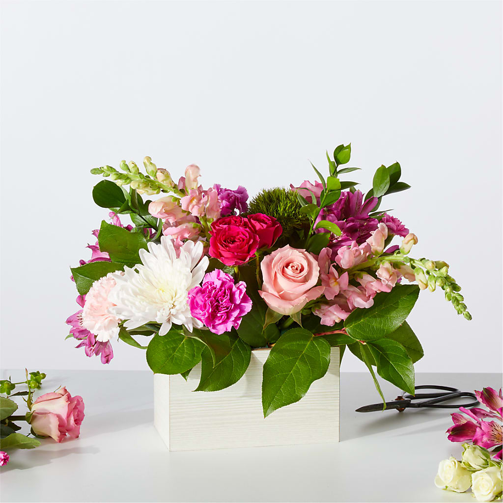 Sweetberry Box – A Florist Original –  Diana Flowers, Passaic NJ