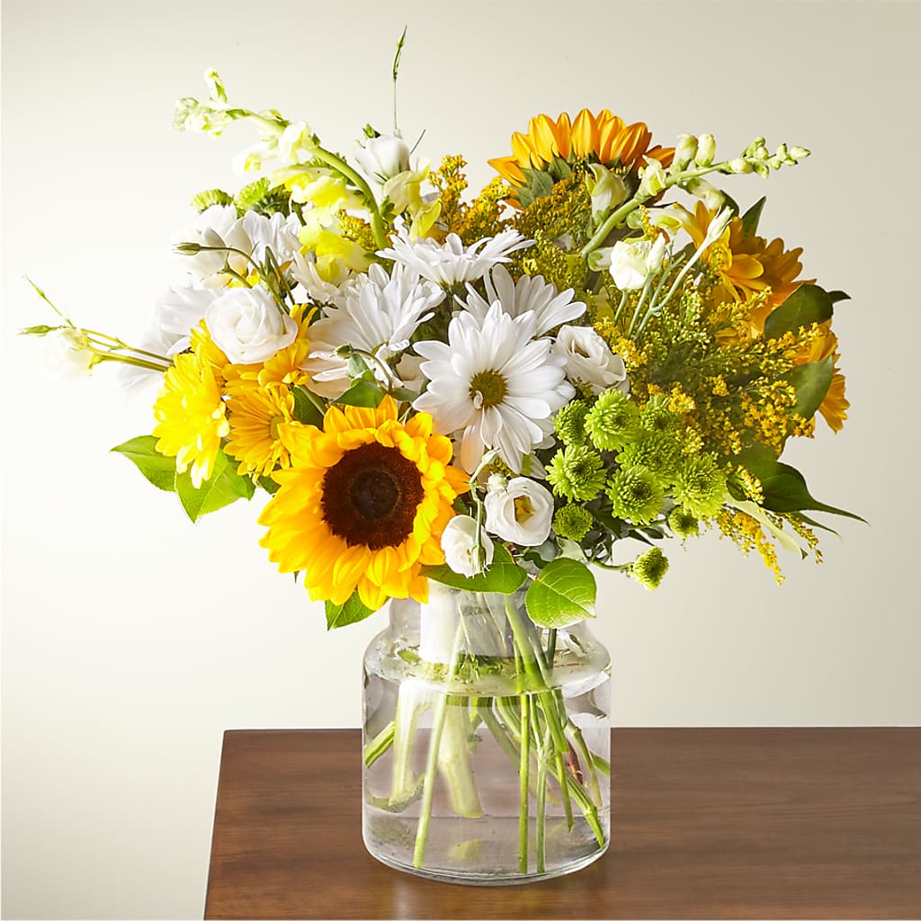 Hello Sunshine Bouquet –  Diana Flowers, Passaic NJ