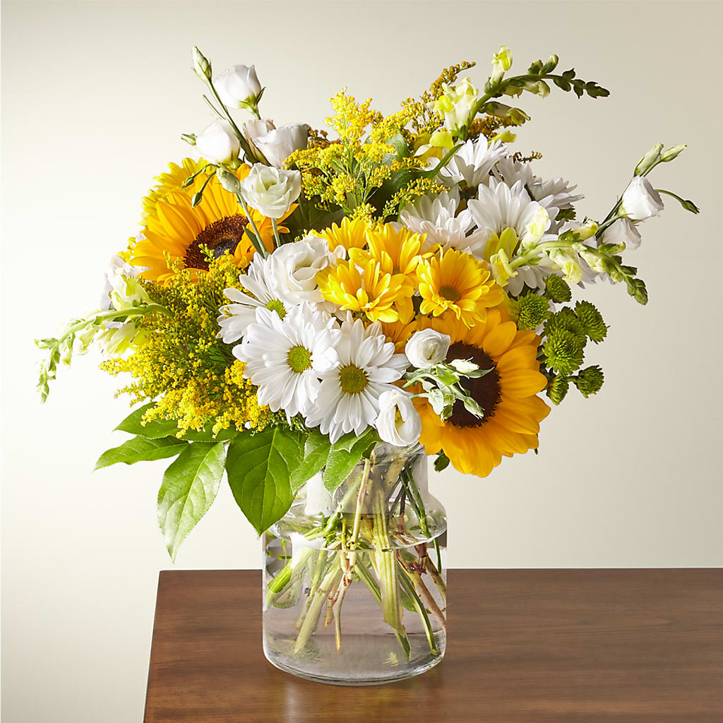 Hello Sunshine Bouquet –  Diana Flowers, Passaic NJ
