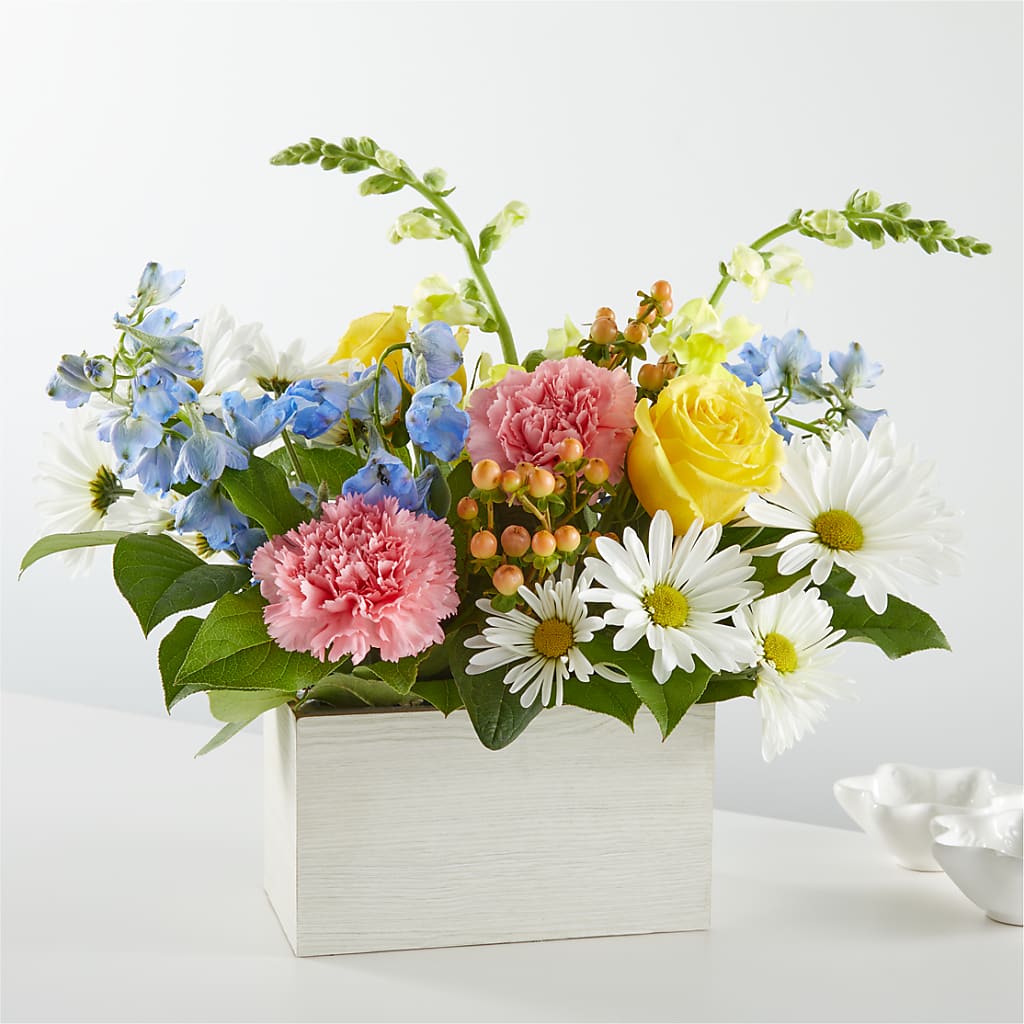 Sun Salutation Box Bouquet –  Diana Flowers, Passaic NJ