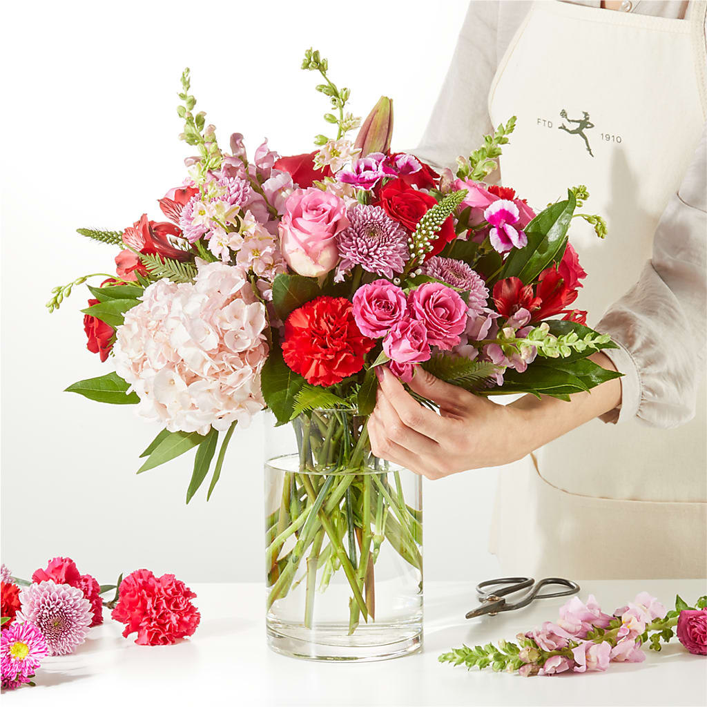 Swooning Over You - A Luxury Florist Original –  Diana Flowers, Passaic NJ