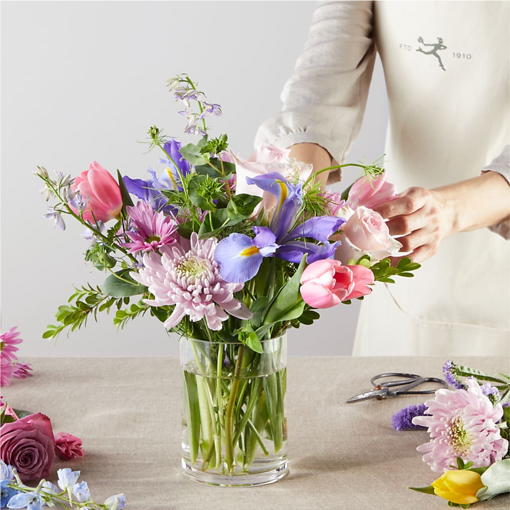 Pastel Tradition - A Florist Original –  Diana Flowers, Passaic NJ