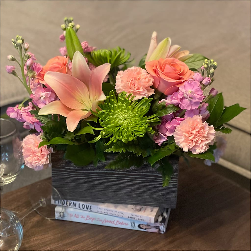 Beautiful Spirit Basket –  Diana Flowers, Passaic NJ