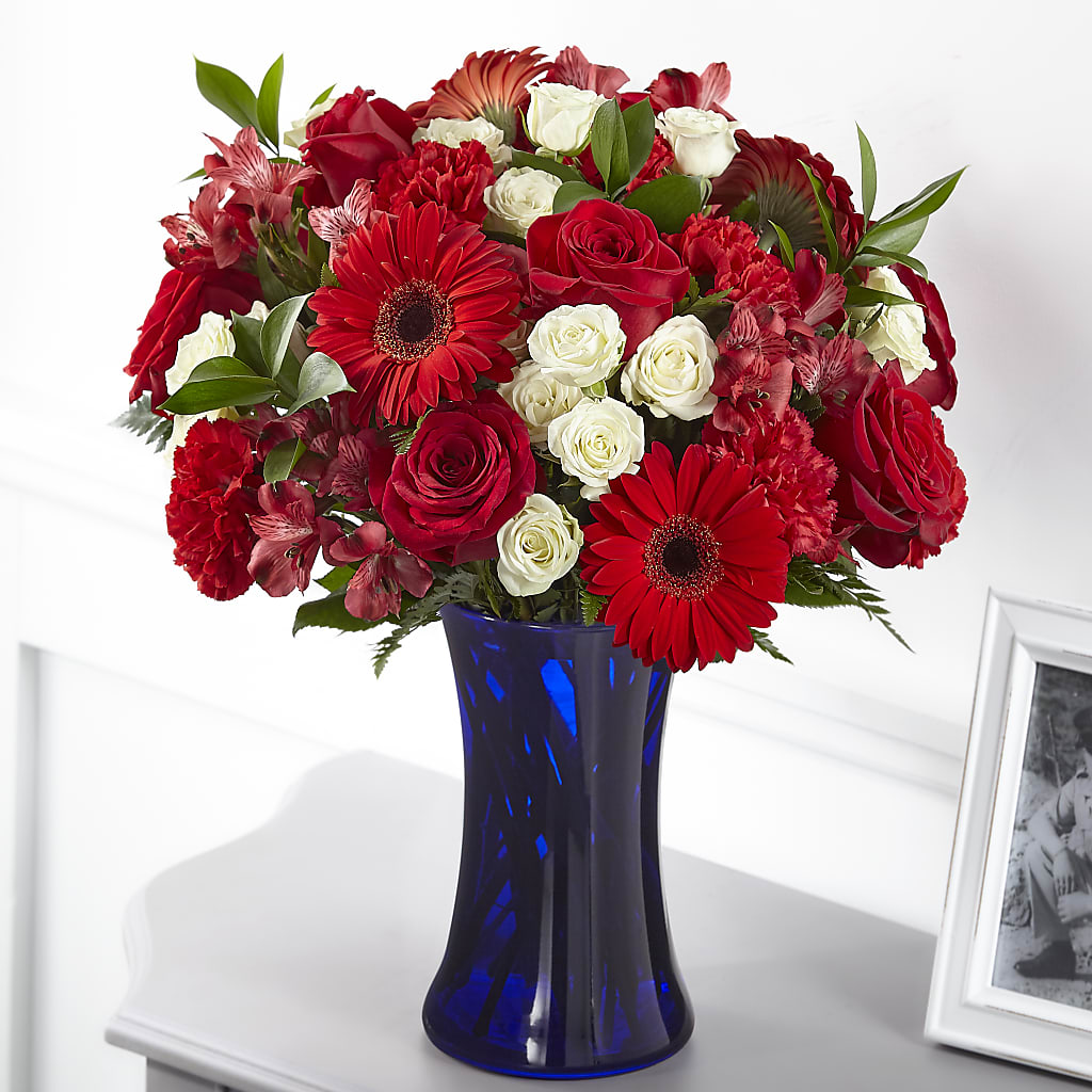 Hearts Embrace Bouquet –  Diana Flowers, Passaic NJ
