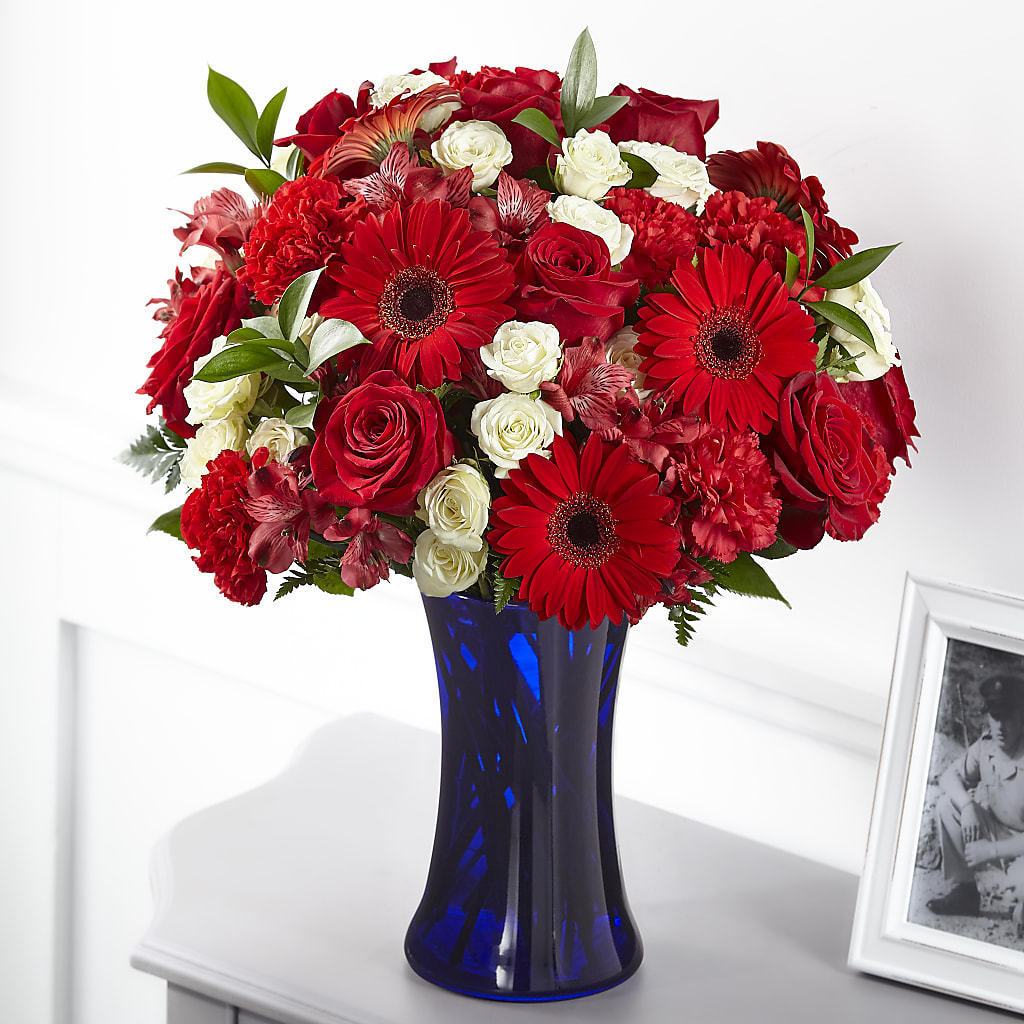 Hearts Embrace Bouquet –  Diana Flowers, Passaic NJ