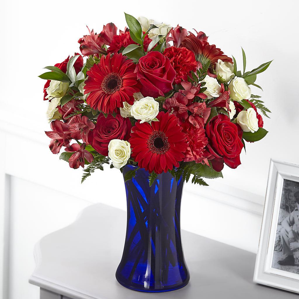 Hearts Embrace Bouquet –  Diana Flowers, Passaic NJ