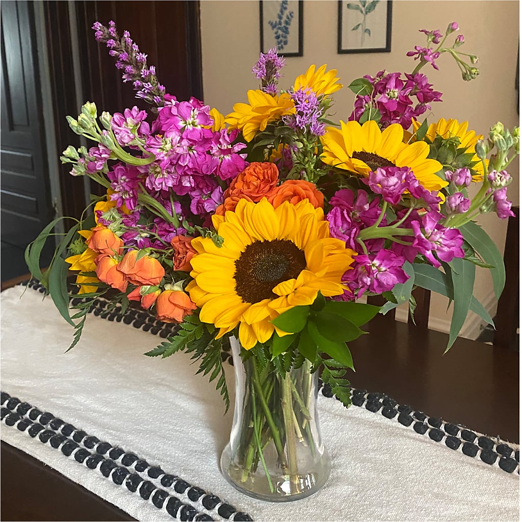 Rays of Life Bouquet –  Diana Flowers, Passaic NJ