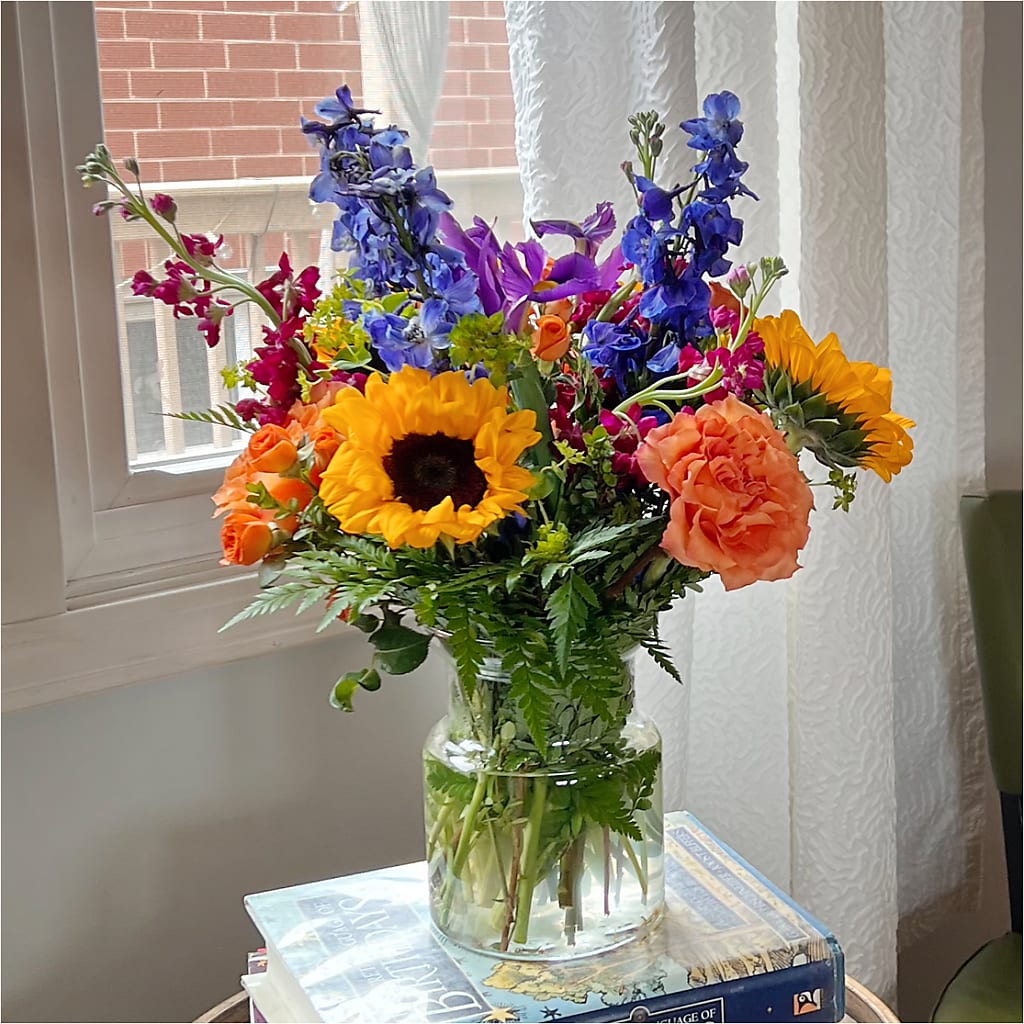 Rays of Life Bouquet –  Diana Flowers, Passaic NJ