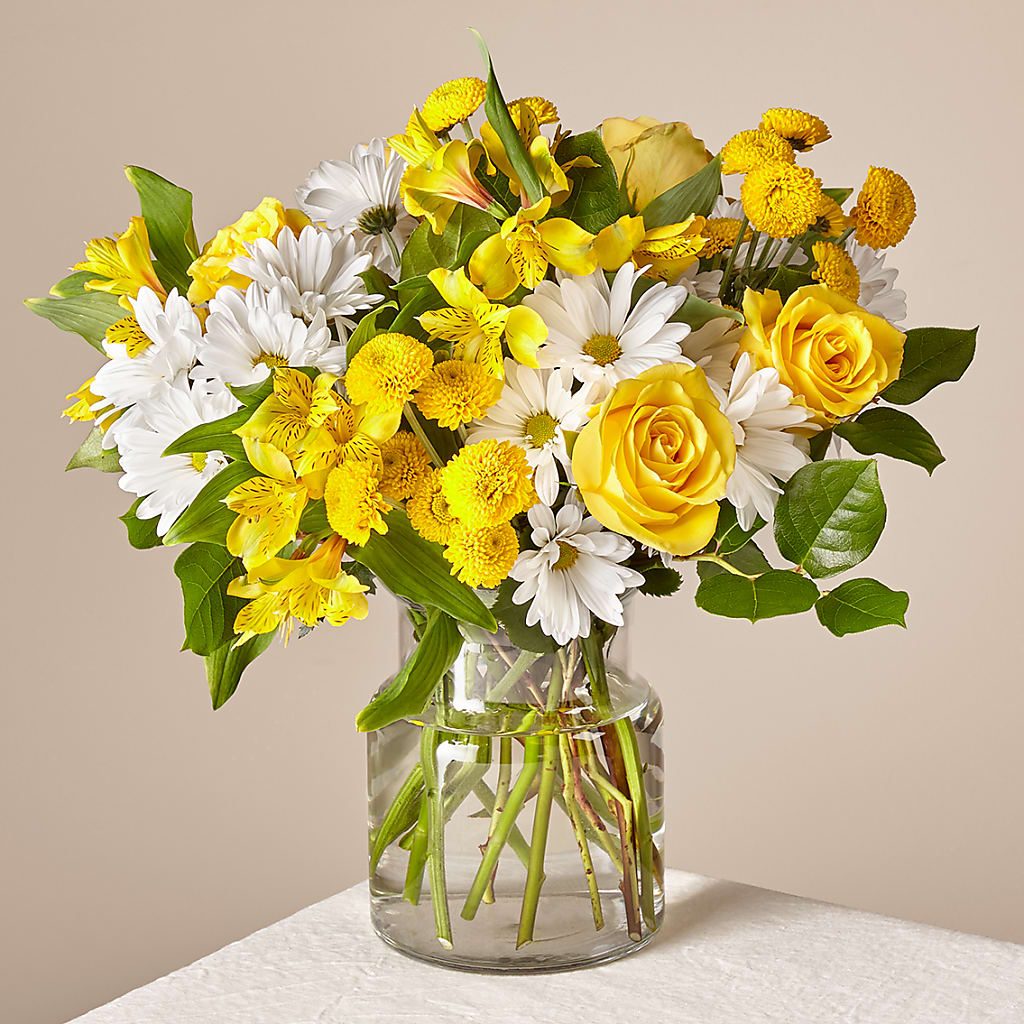 Sunny Sentiments Bouquet –  Diana Flowers, Passaic NJ