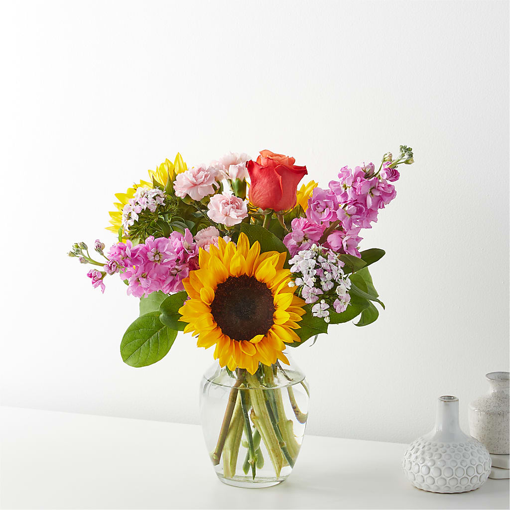 Yellow Brick Road Bouquet –  Diana Flowers, Passaic NJ