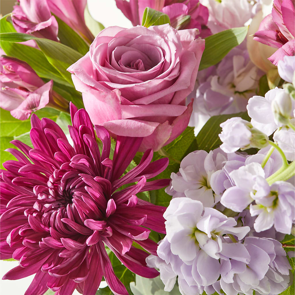Amethyst Dreams Bouquet –  Diana Flowers, Passaic NJ