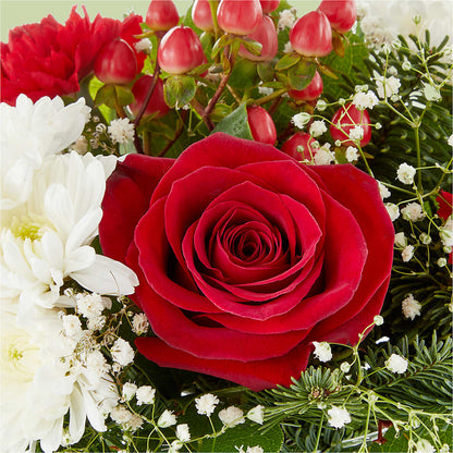 Chance of Flurries Bouquet –  Diana Flowers, Passaic NJ
