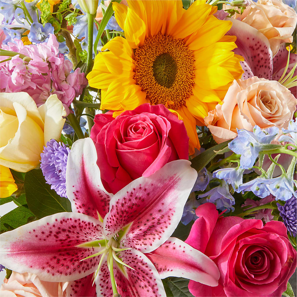 Dreamy Meadows Bouquet –  Diana Flowers, Passaic NJ