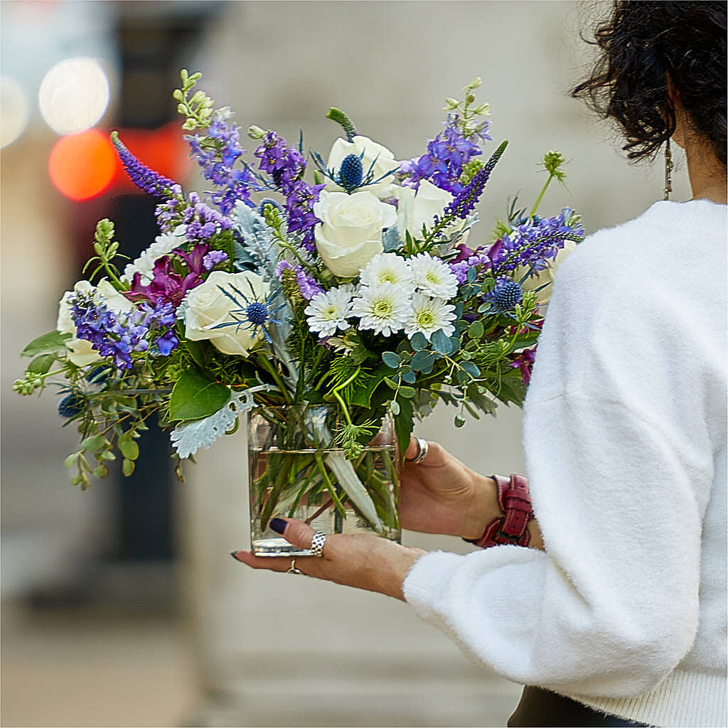 Shooting Star Bouquet –  Diana Flowers, Passaic NJ