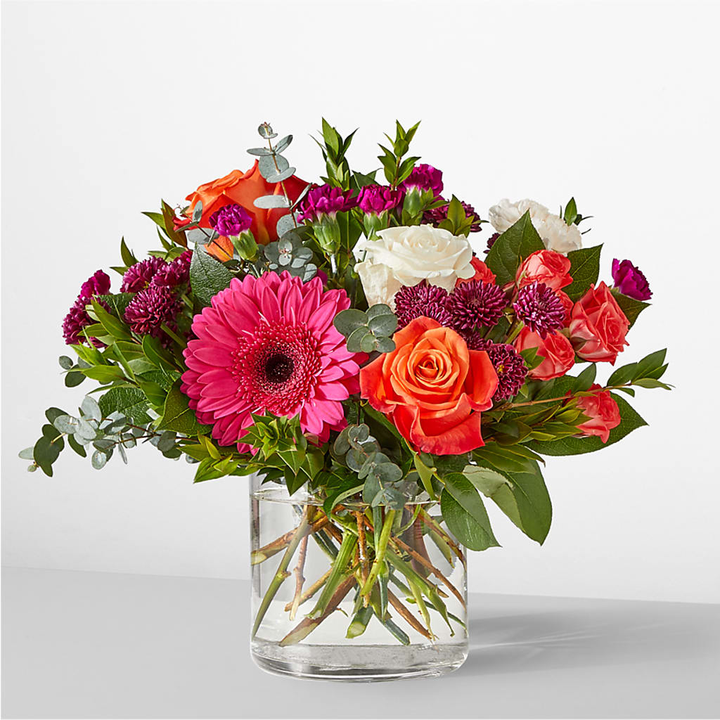 Smell the Roses Bouquet –  Diana Flowers, Passaic NJ
