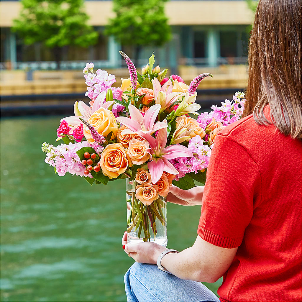 Bisous Bouquet –  Diana Flowers, Passaic NJ