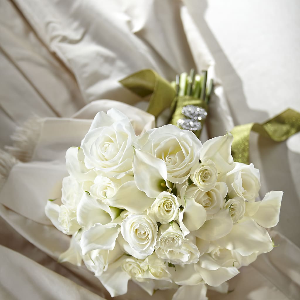 Serene Highness Bouquet –  Diana Flowers, Passaic NJ